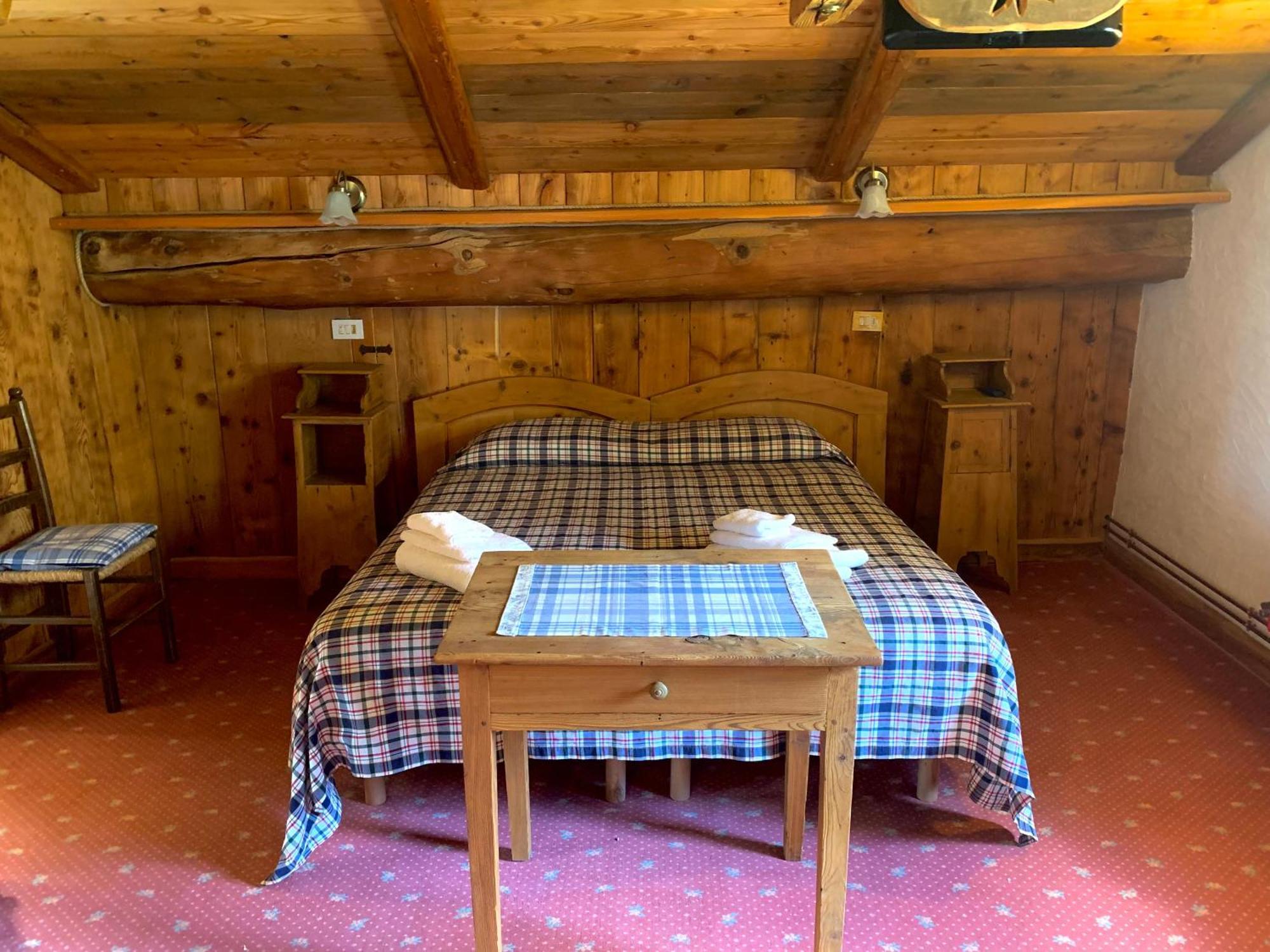 Chalet Del Lago チェレゾーレ・レアーレ エクステリア 写真
